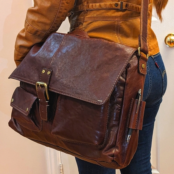 Fossil Other - Fossil Full Grain Leather Messenger Laptop Bag